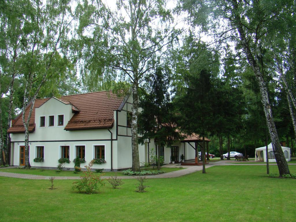 Hotel Restauracja Cztery Pory Roku Orneta Exteriör bild